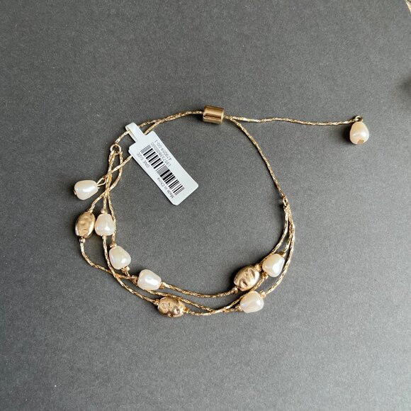 Banana Republic Gold Adjustable Bracelet with Faux Pearls and Hammered Beads NWT - Picture 4 of 4